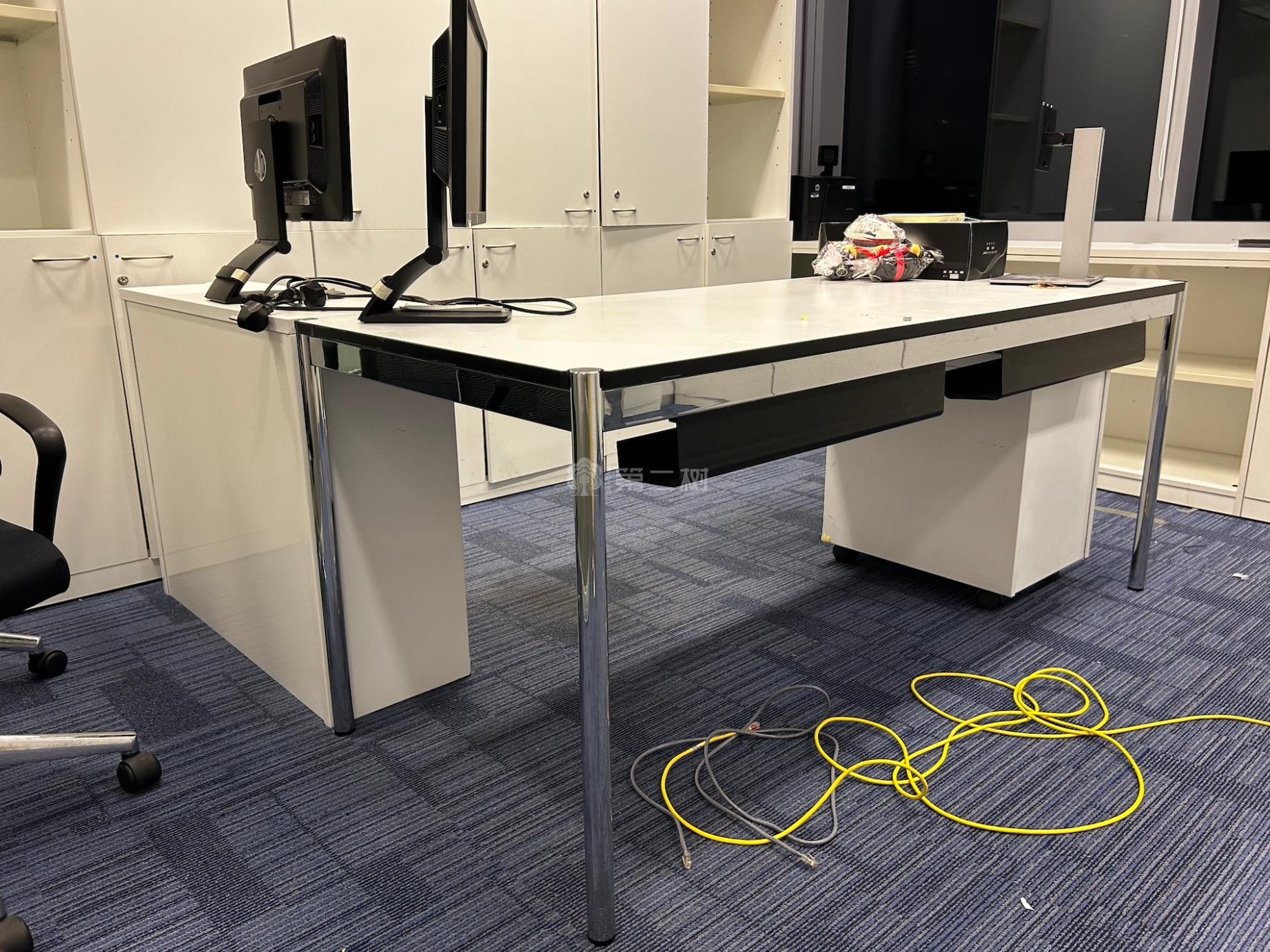 進口品牌USM二手經理桌開放式工位員工辦公桌電腦桌職員桌