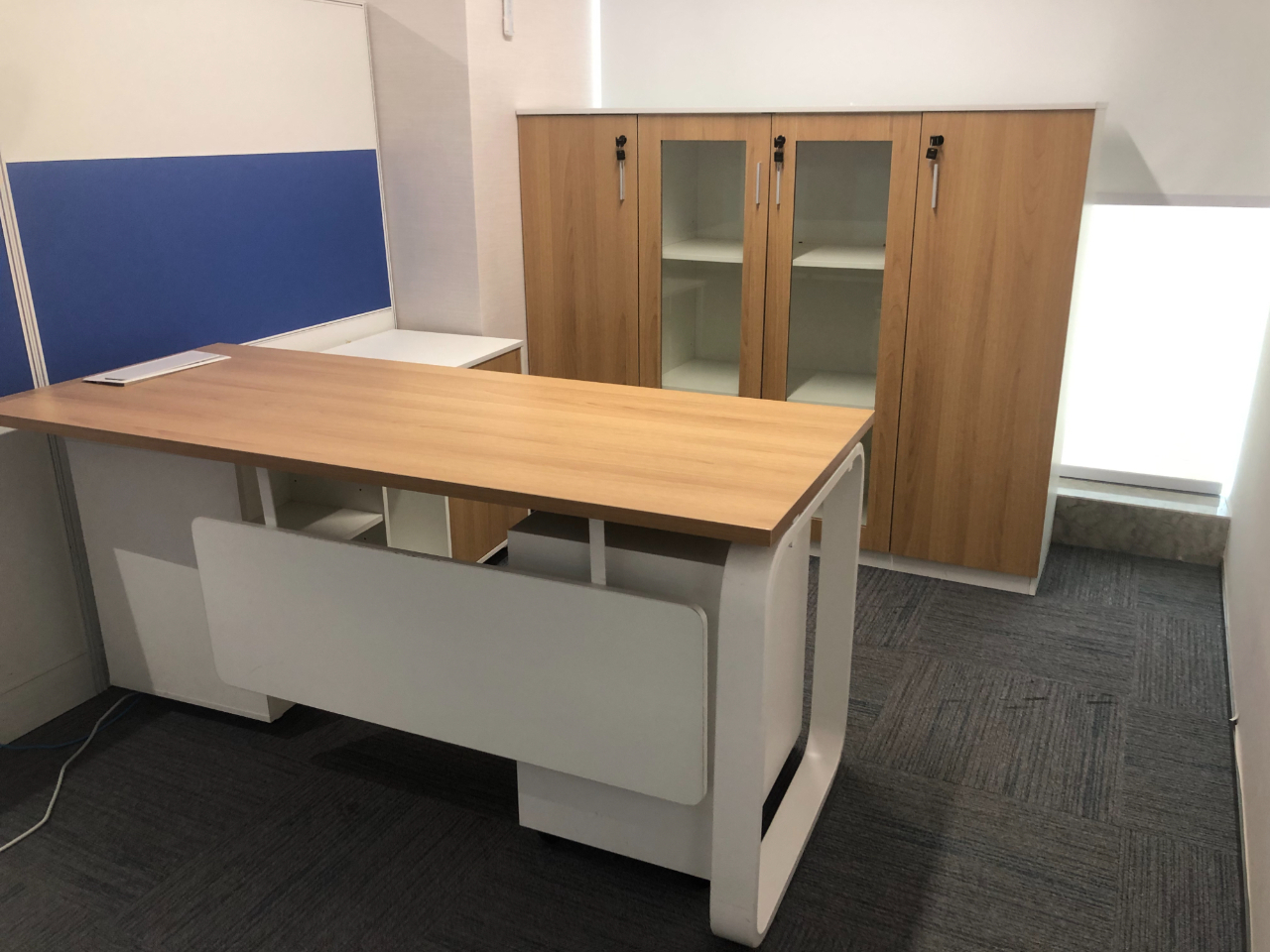 品牌二手板式經理桌