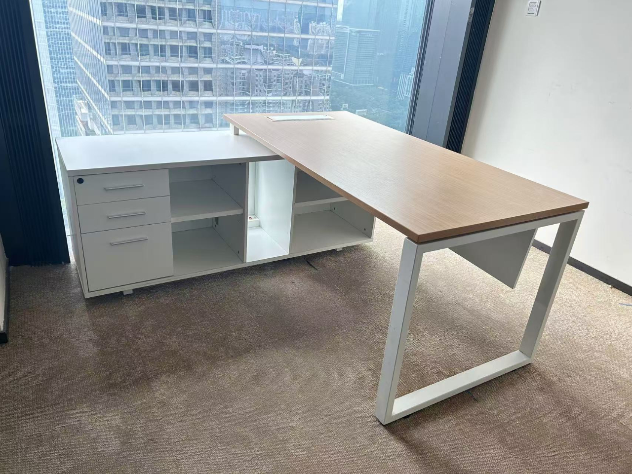 國産品牌二手板式班台老板桌